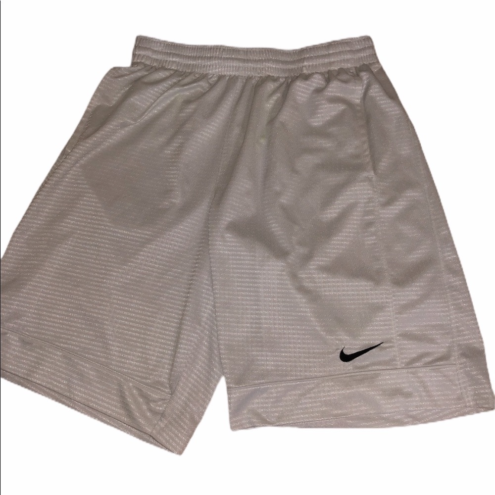 MENS NIKE BASKETBALL SHORTS *LIKE NEW